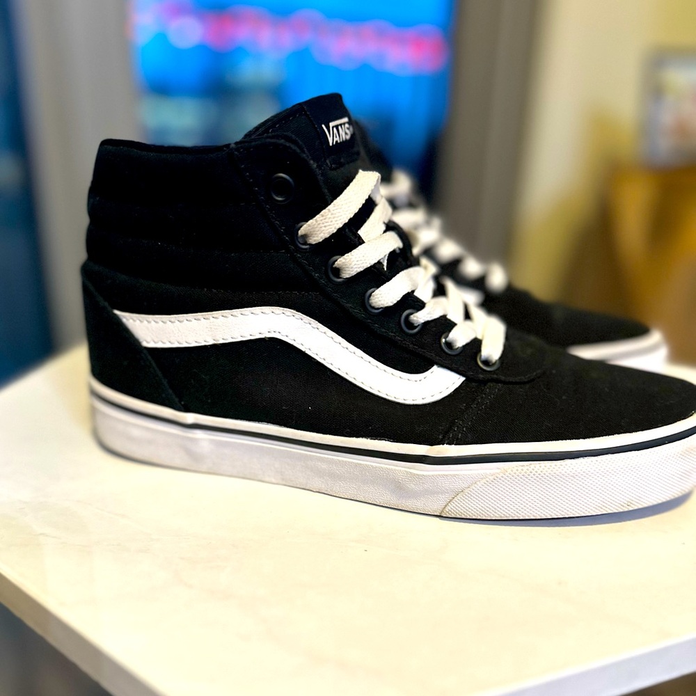 Vans sneakers